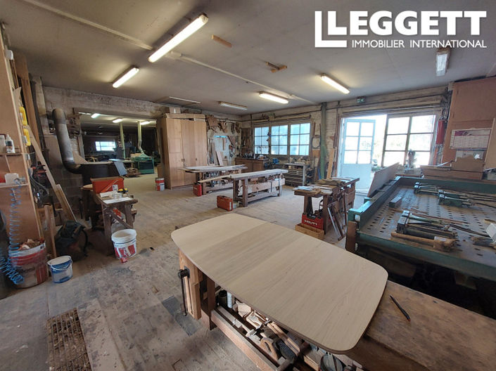 Image No.3-Bar for sale