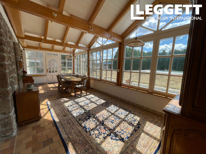 Image No.2-4 Bed House for sale