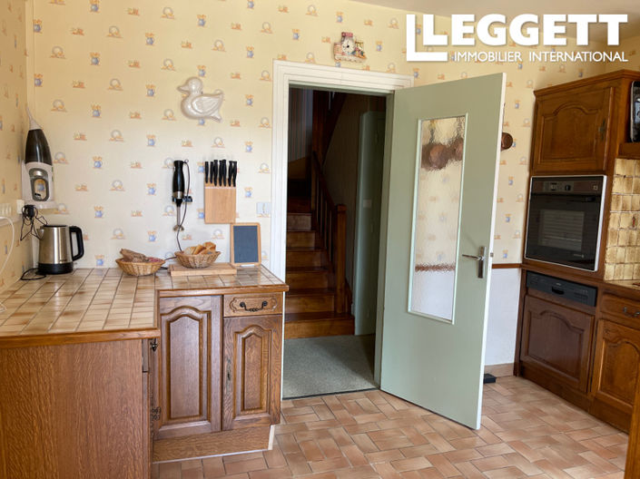 Image No.6-4 Bed House for sale