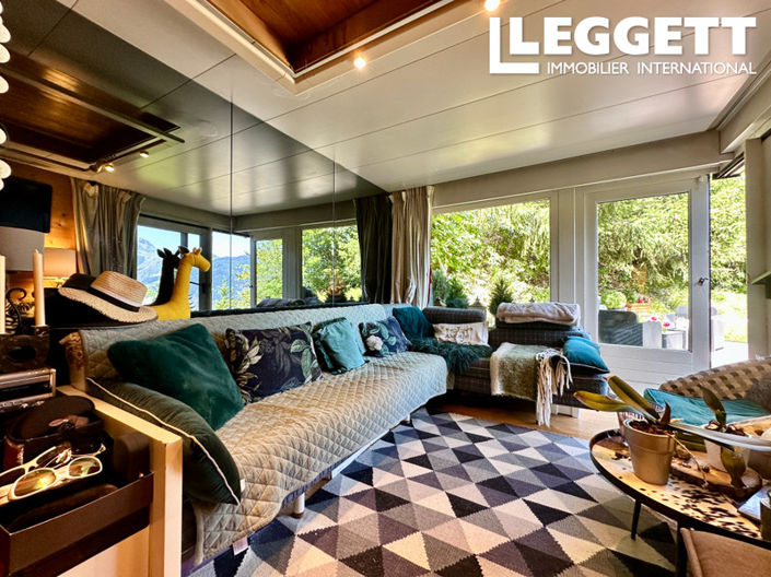 Image No.10-1 Bed Apartment for sale