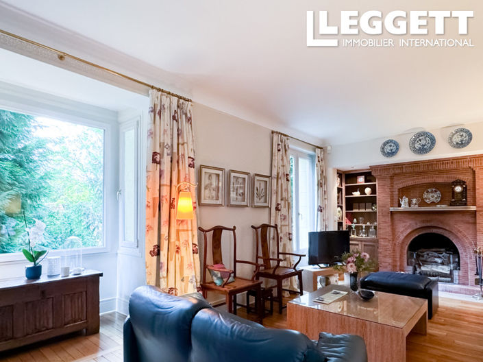 Image No.6-4 Bed House for sale