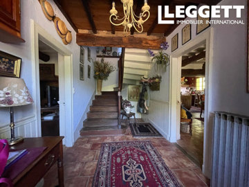 ahr0chm6ly9jzg4uagvzdglhlmltbw8vaw1hz2uvvevom