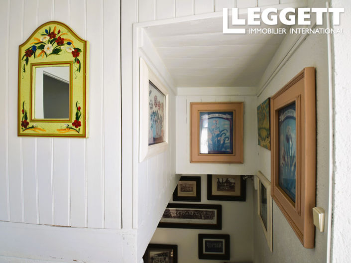 Image No.7-2 Bed House for sale