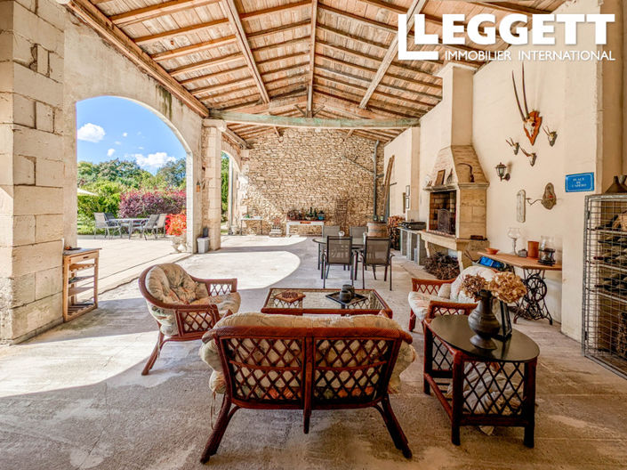 Image No.2-9 Bed House for sale