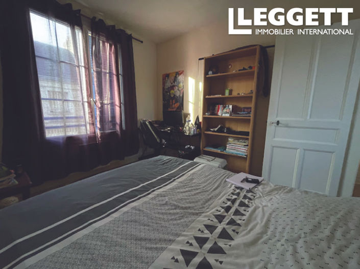 Image No.8-3 Bed House for sale