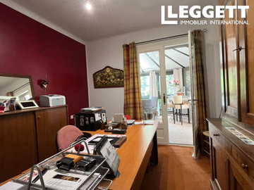 ahr0chm6ly9jzg4uagvzdglhlmltbw8vaw1hz2uvvevom