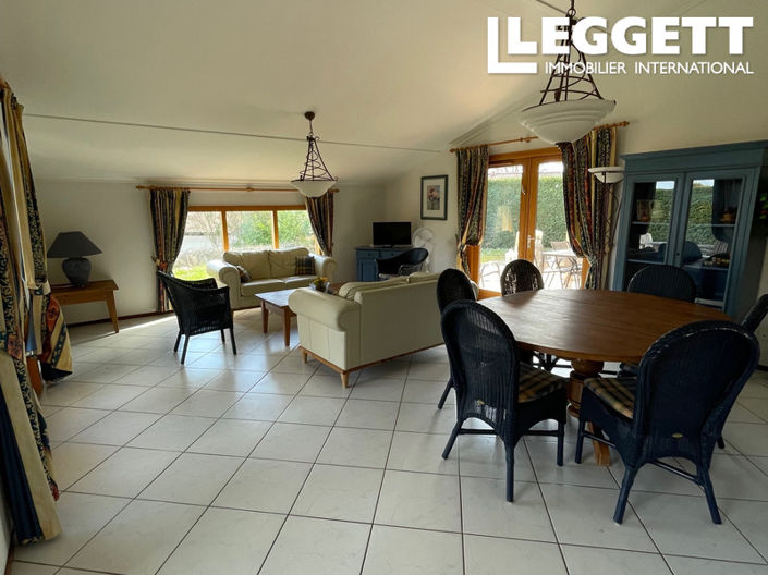 Image No.4-4 Bed House for sale