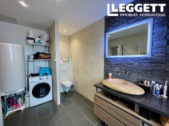 Image No.10-2 Bed Apartment for sale