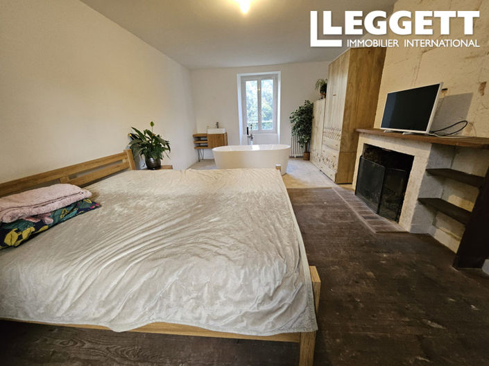 Image No.5-4 Bed House for sale