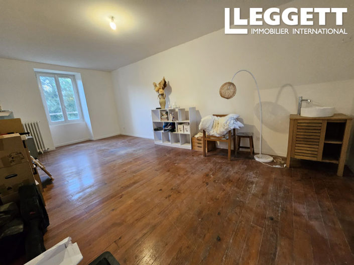 Image No.10-4 Bed House for sale