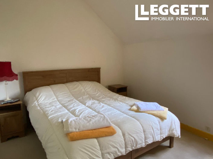 Image No.6-4 Bed House for sale