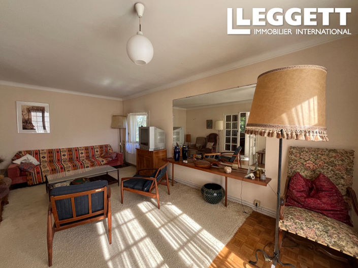 Image No.2-5 Bed House for sale