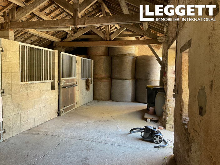 Image No.10-10 Bed House for sale