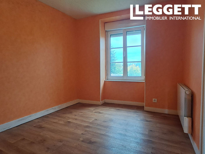 Image No.7-2 Bed House for sale