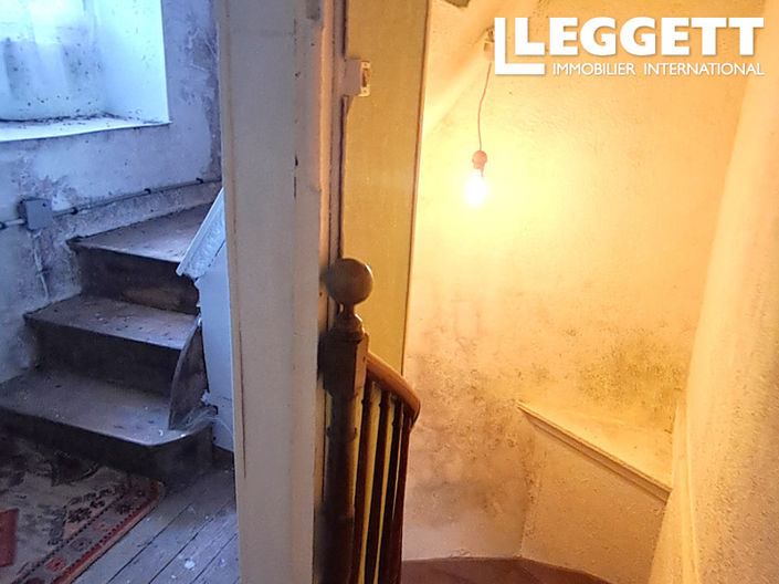 Image No.9-2 Bed House for sale