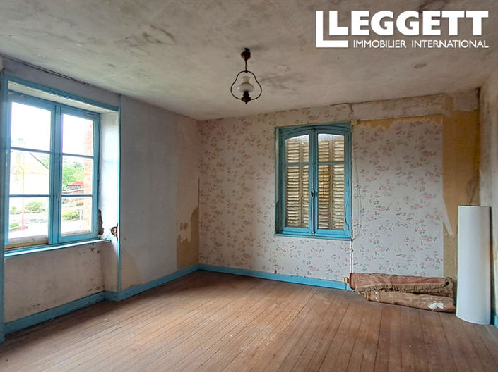 Image No.6-2 Bed House for sale