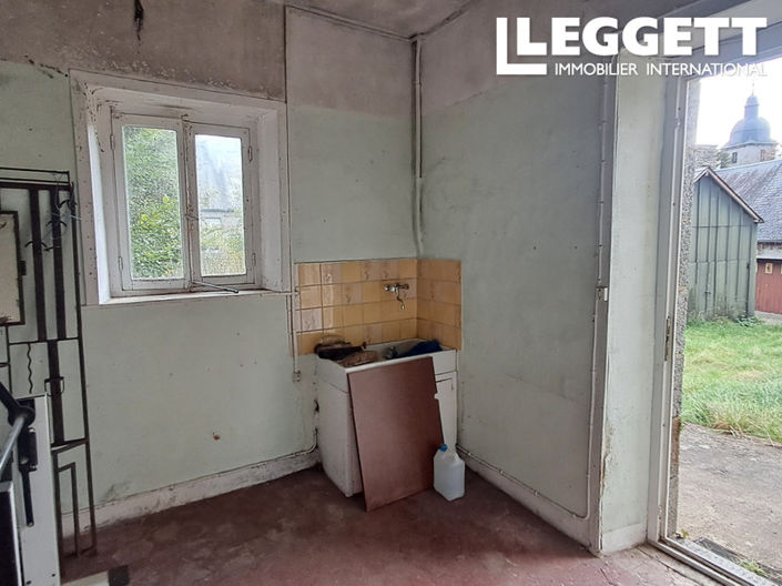 Image No.5-2 Bed House for sale