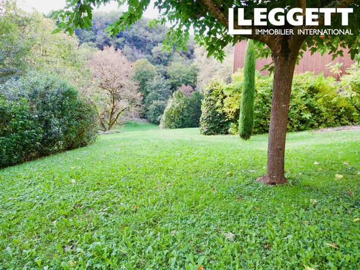 Image No.10-3 Bed House for sale