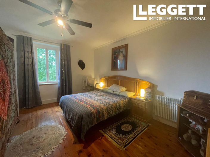 Image No.6-3 Bed House for sale