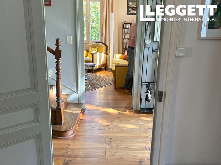 Image No.10-4 Bed House for sale