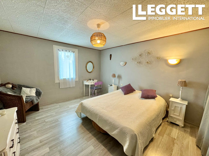 Image No.4-3 Bed House for sale