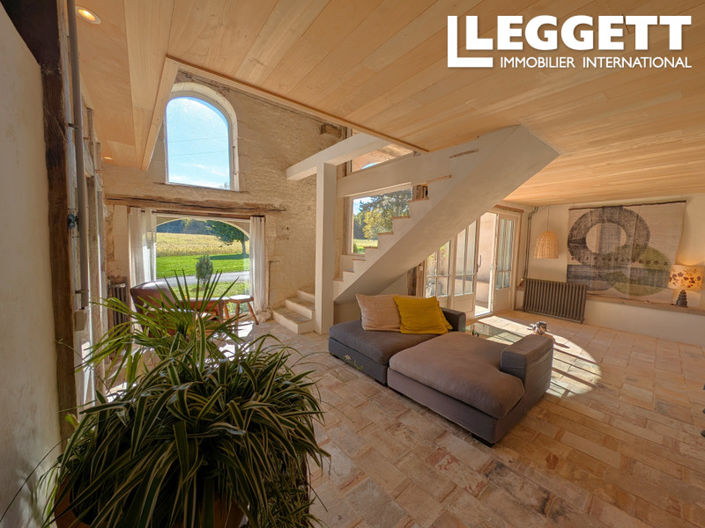 Image No.2-3 Bed House for sale