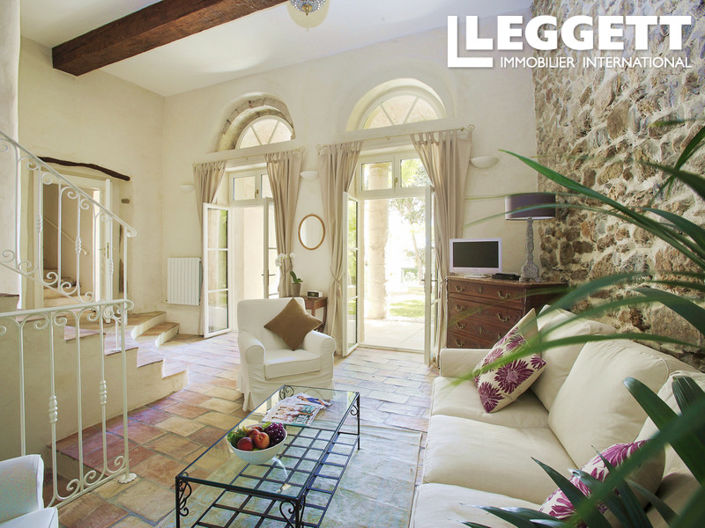 Image No.7-11 Bed Commercial for sale