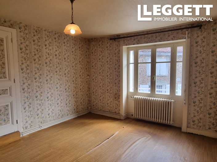 Image No.9-3 Bed House for sale