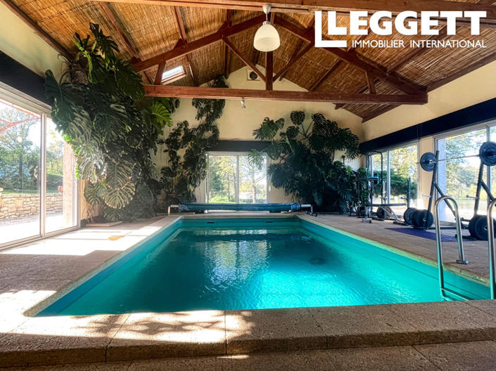 Image No.6-8 Bed House for sale