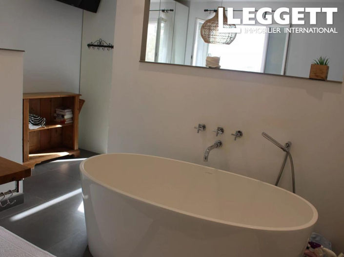 Image No.7-3 Bed House for sale