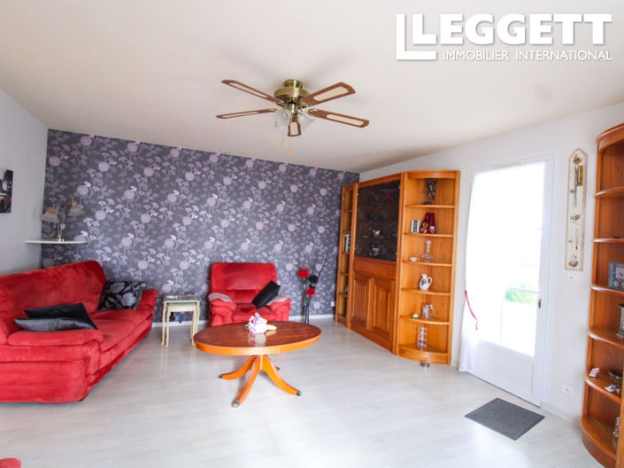 Image No.4-2 Bed House for sale