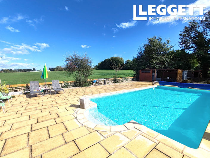 Image No.7-6 Bed House for sale