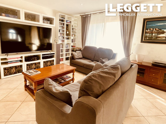 Image No.5-3 Bed House for sale