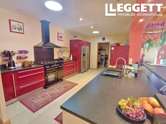 Image No.9-3 Bed House for sale