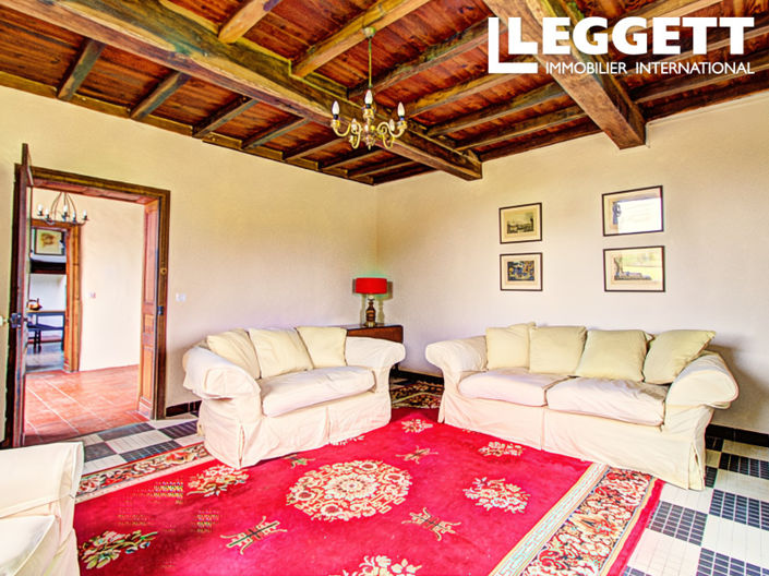 Image No.3-5 Bed House for sale