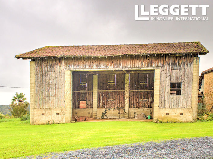 Image No.9-5 Bed House for sale