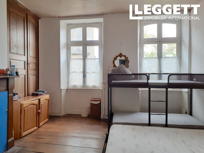 Image No.9-2 Bed House for sale