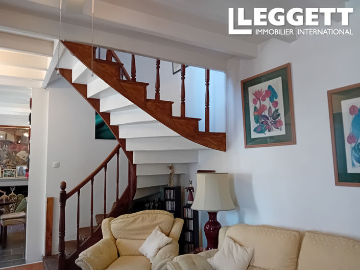 Image No.6-4 Bed House for sale