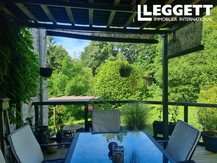 Image No.8-5 Bed House for sale