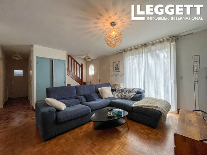 Image No.3-4 Bed House for sale