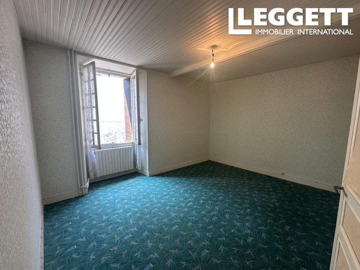 Image No.7-5 Bed House for sale