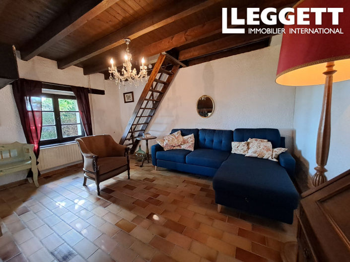 Image No.8-3 Bed House for sale