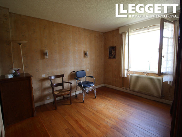Image No.6-3 Bed House for sale