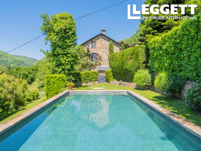 Image No.3-6 Bed House for sale