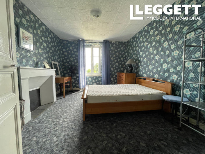 Image No.10-4 Bed House for sale