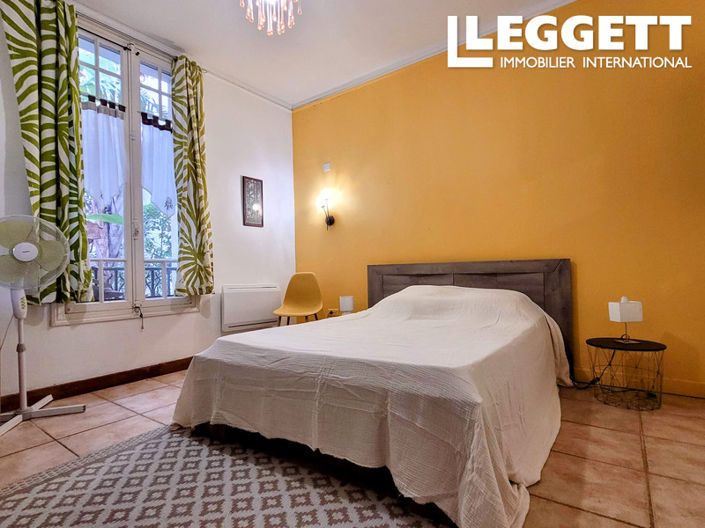 Image No.6-4 Bed House for sale