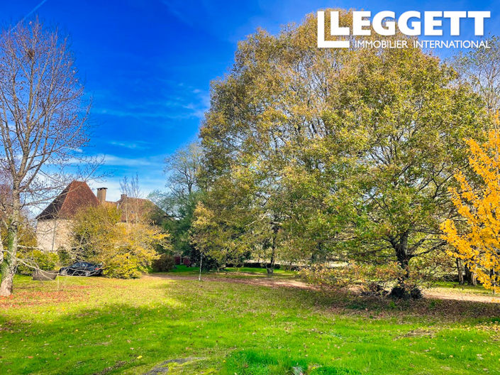 Image No.9-7 Bed Chateaux for sale