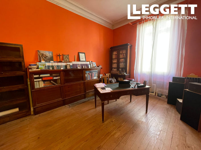 Image No.7-3 Bed House for sale