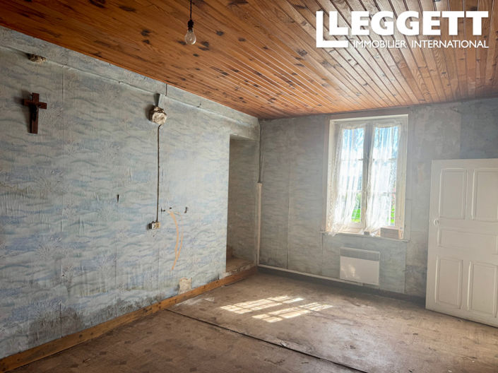 Image No.9-1 Bed House for sale