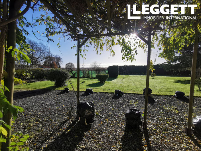 Image No.3-4 Bed House for sale